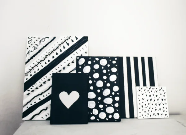 Faça você mesmo: quadros preto e branco para decorar o apê