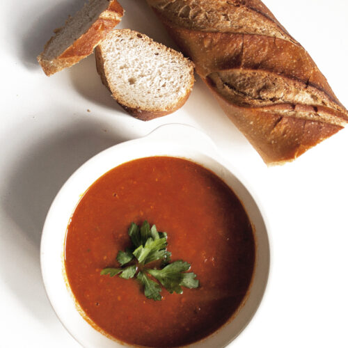 sopa de tomate