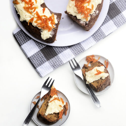 bolo de cenoura com cream cheese