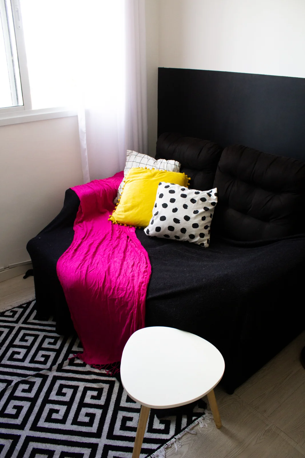 Uma decoração com cores vibrantes de verão