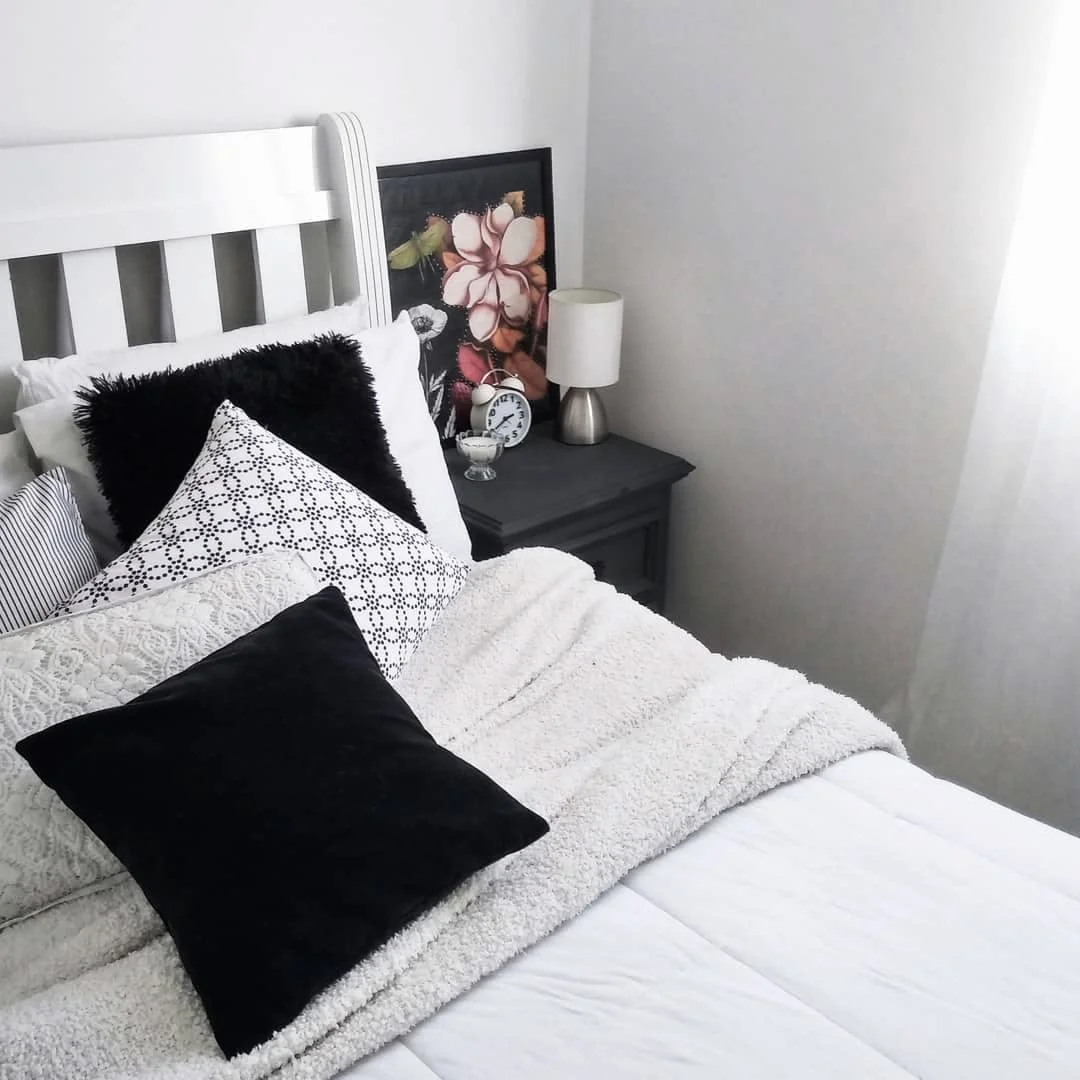 Trocando luminárias em apartamento alugado: minha experiência