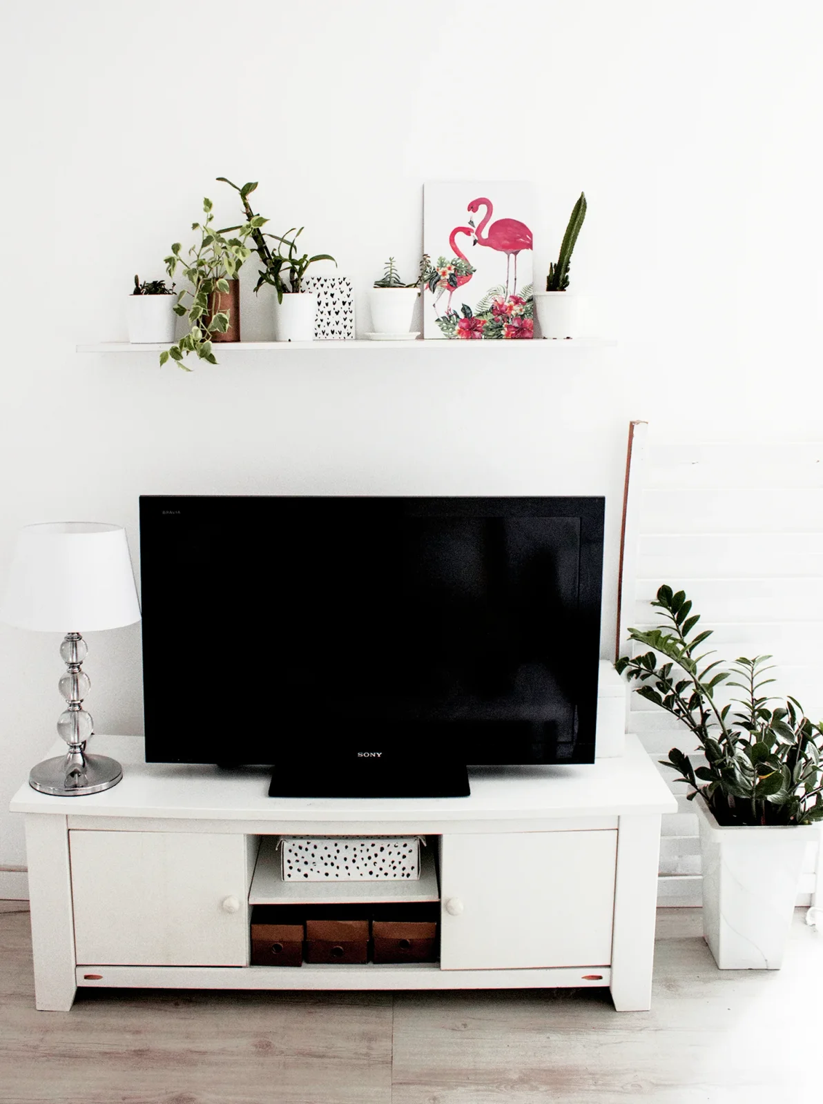 Trocando luminárias em apartamento alugado: minha experiência